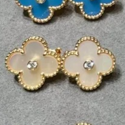 Rose gold white pearl